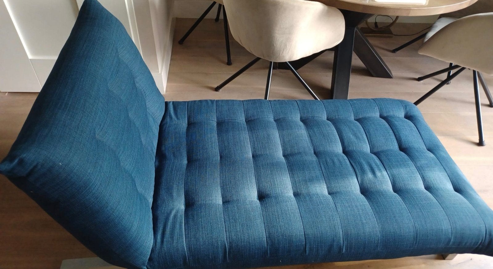 Blauwe slaapbank/ligstoel, Ophalen