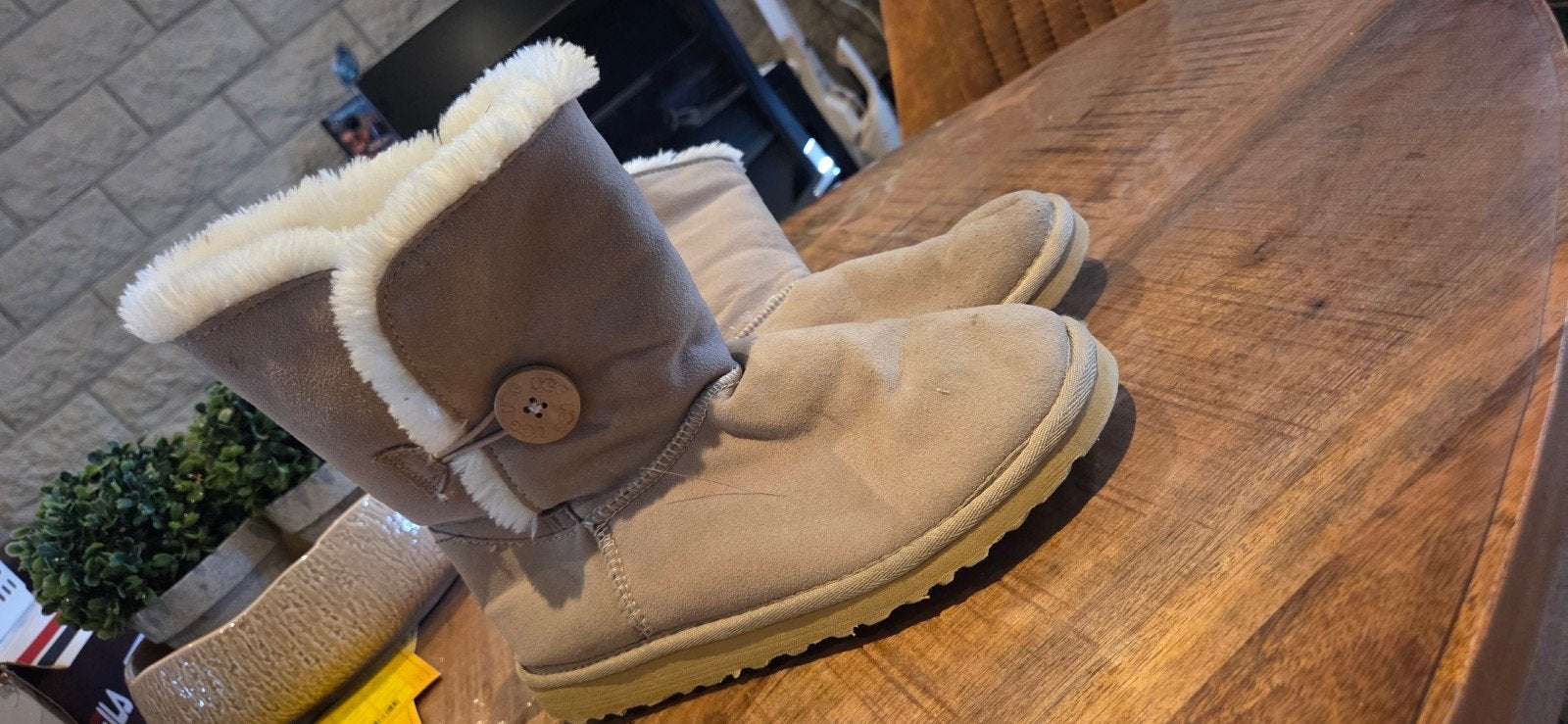 Uggs - Gedragen, maar nog goed voor een ronde, Ophalen of Verzenden