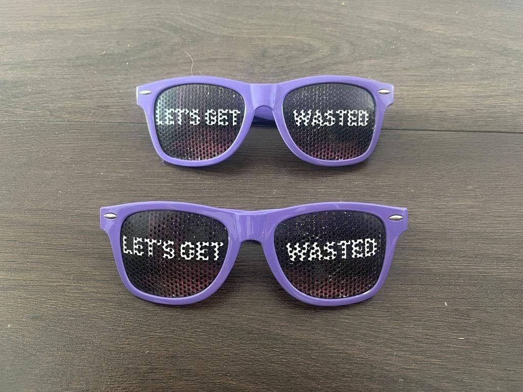 Let's Get Wasted Festival zonnebril, Ophalen of Verzenden, Zo goed als nieuw, Zonnebril, Overige merken