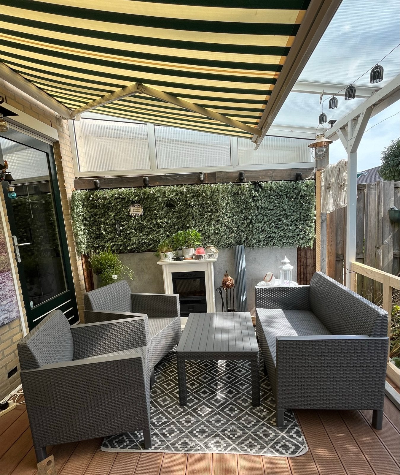 Tuinset Allibert, Tuin en Terras, Ophalen, 4 zitplaatsen, Kunststof, Zo goed als nieuw