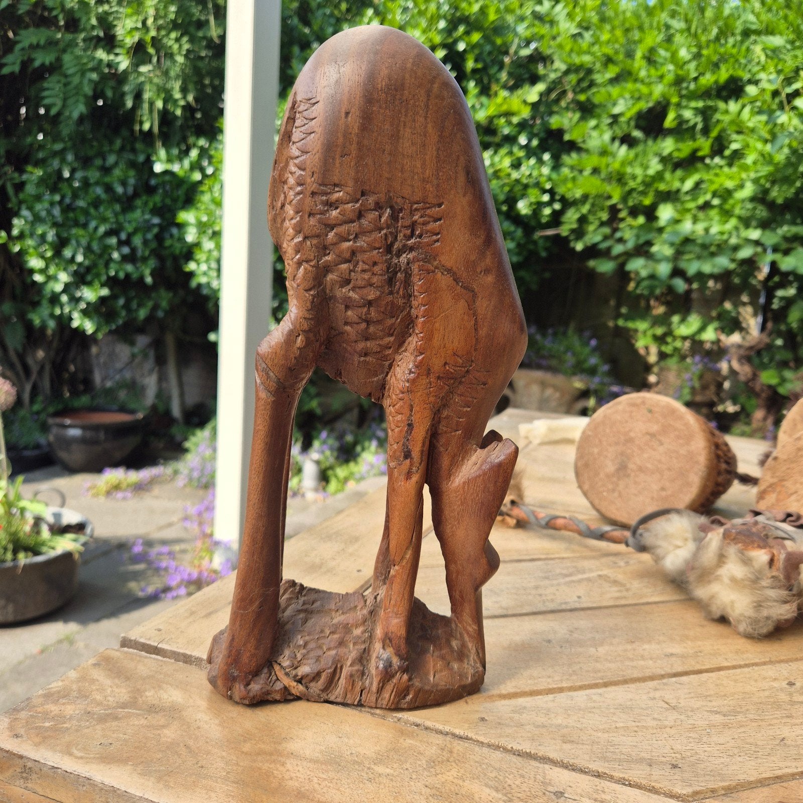 Houten beeld van een hert of ree,  mist horens. Zelf makkeli, Ophalen of Verzenden, 20 - 50 cm, Beeld, Hout