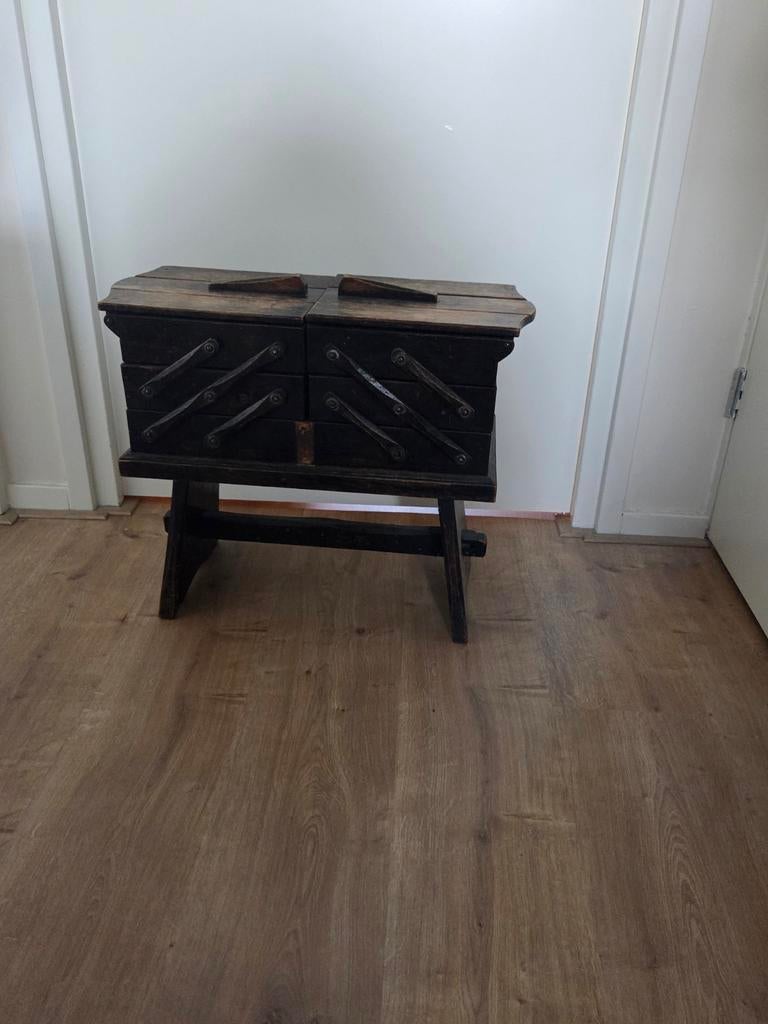Oude naai box doos kastje mand hout, Ophalen, Gebruikt