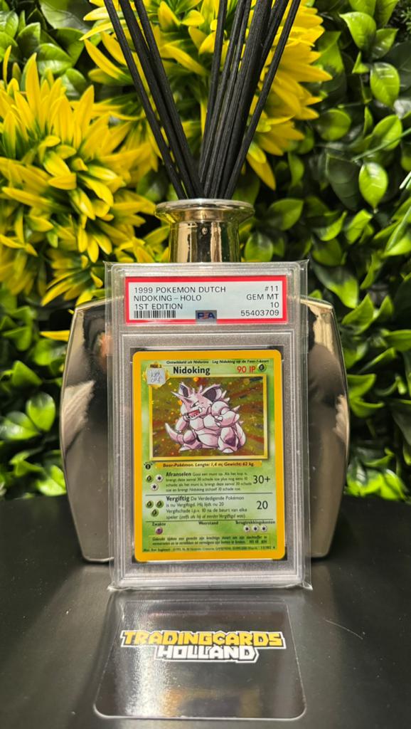 Pokemon Nidoking 1st Edition Base Set Holo PSA 10 Dutch, Ophalen of Verzenden, Zo goed als nieuw