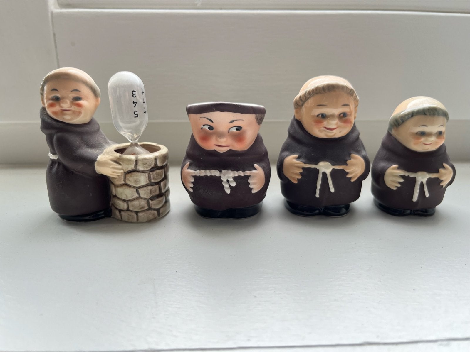 Goebel Monniken beeldjes (4), Antiek en Kunst, Antiek | Porselein, Ophalen of Verzenden