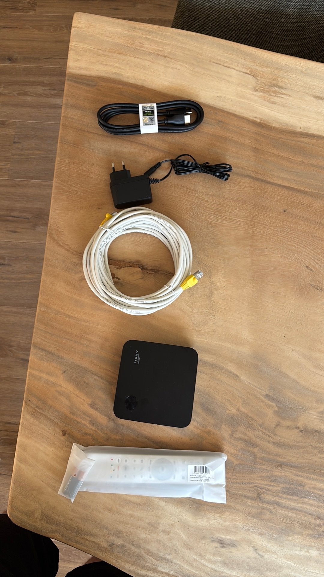 Arris KPN Decoder | Gloednieuw, ongebruikt, Verzenden, Nieuw, Zwart