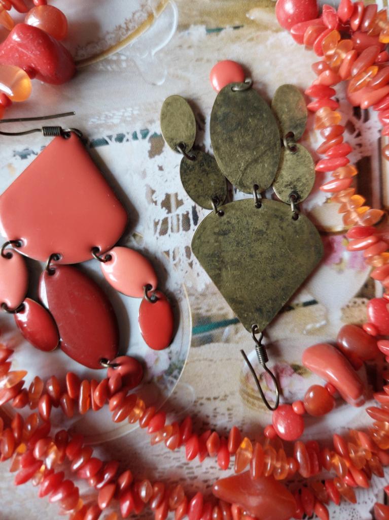 ketting en oorbellen, Sieraden, Tassen en Uiterlijk, Verzenden, Zo goed als nieuw, Overige kleuren, Overige materialen