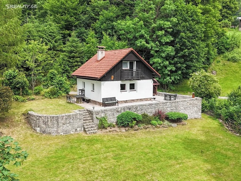 Huis Tsjechie, drie slaapkamers, 1892m2 grond, vrijliggend, Huizen en Kamers, Buitenland, Overig Europa, Woonhuis, Landelijk