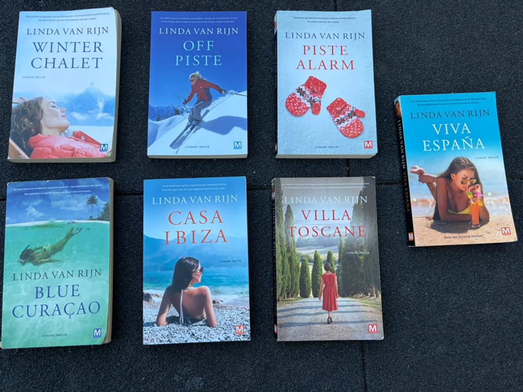 Linda van Rijn - 7 boeken, Ophalen of Verzenden, Zo goed als nieuw