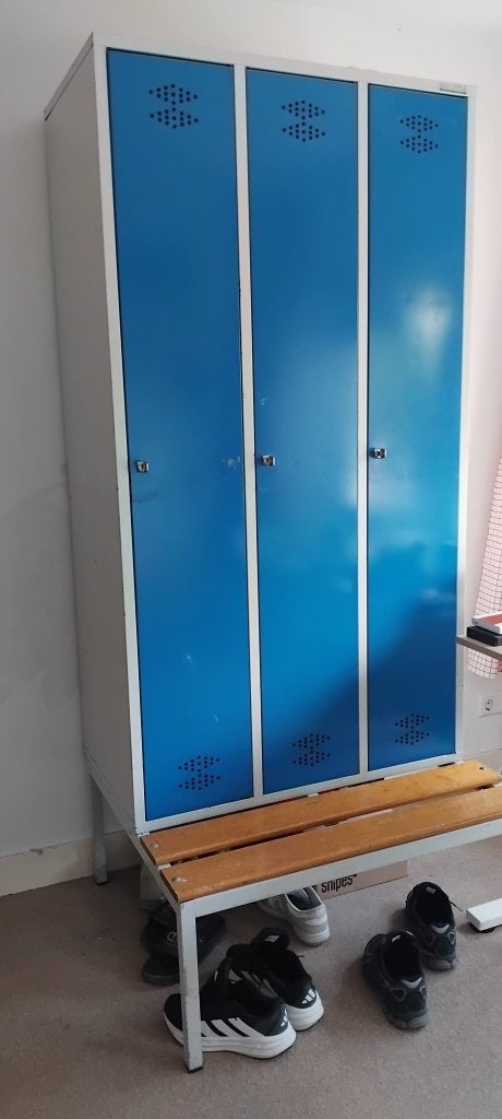 Stoere blauwe lockerkast kledingkast, Ophalen, Met deur(en), Gebruikt, 100 tot 150 cm
