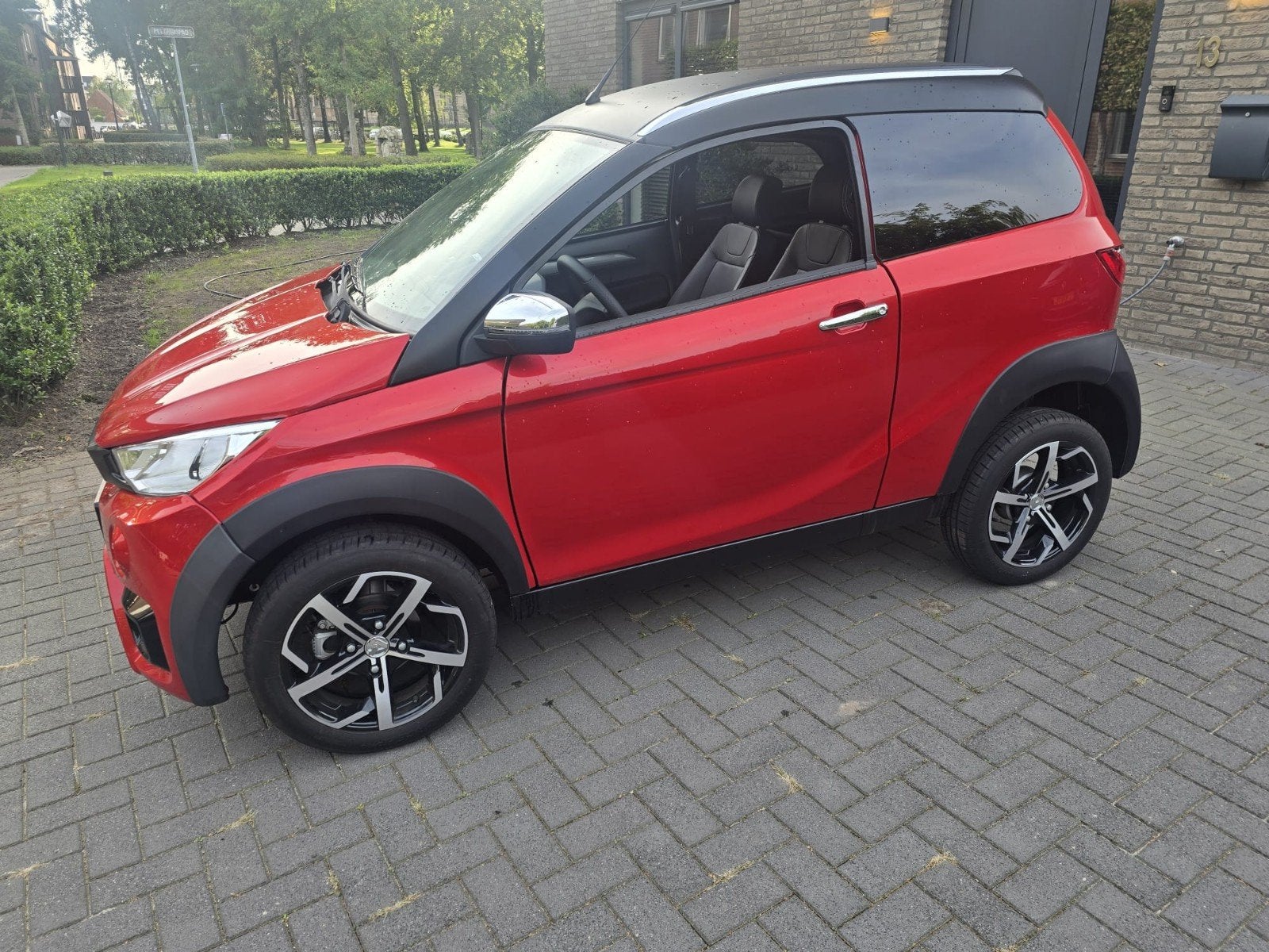 NIEUWSTAAT Aixam s9 e-crossover 2023 1121 km incl leveren, Diversen, Ophalen of Verzenden, Zo goed als nieuw, 46 km of meer, 16 km/u of meer