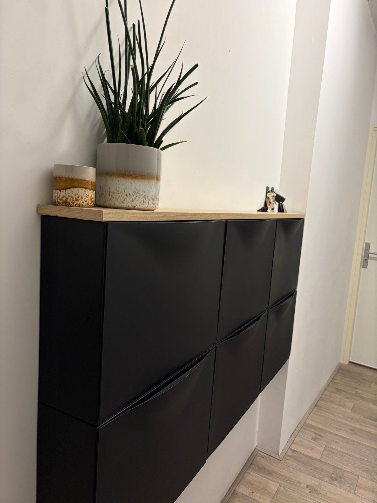 Ikea Trones schoenenkasten met houten plank (156x76,5cm), Huis en Inrichting, Kasten | Schoenenkasten, Ophalen, Gebruikt