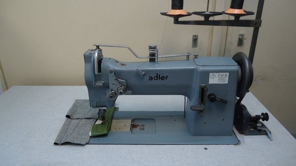 Industrie Naaimachine Adler 2 Voudig transport, Overige merken, Gebruikt, Ophalen of Verzenden, Naaimachine
