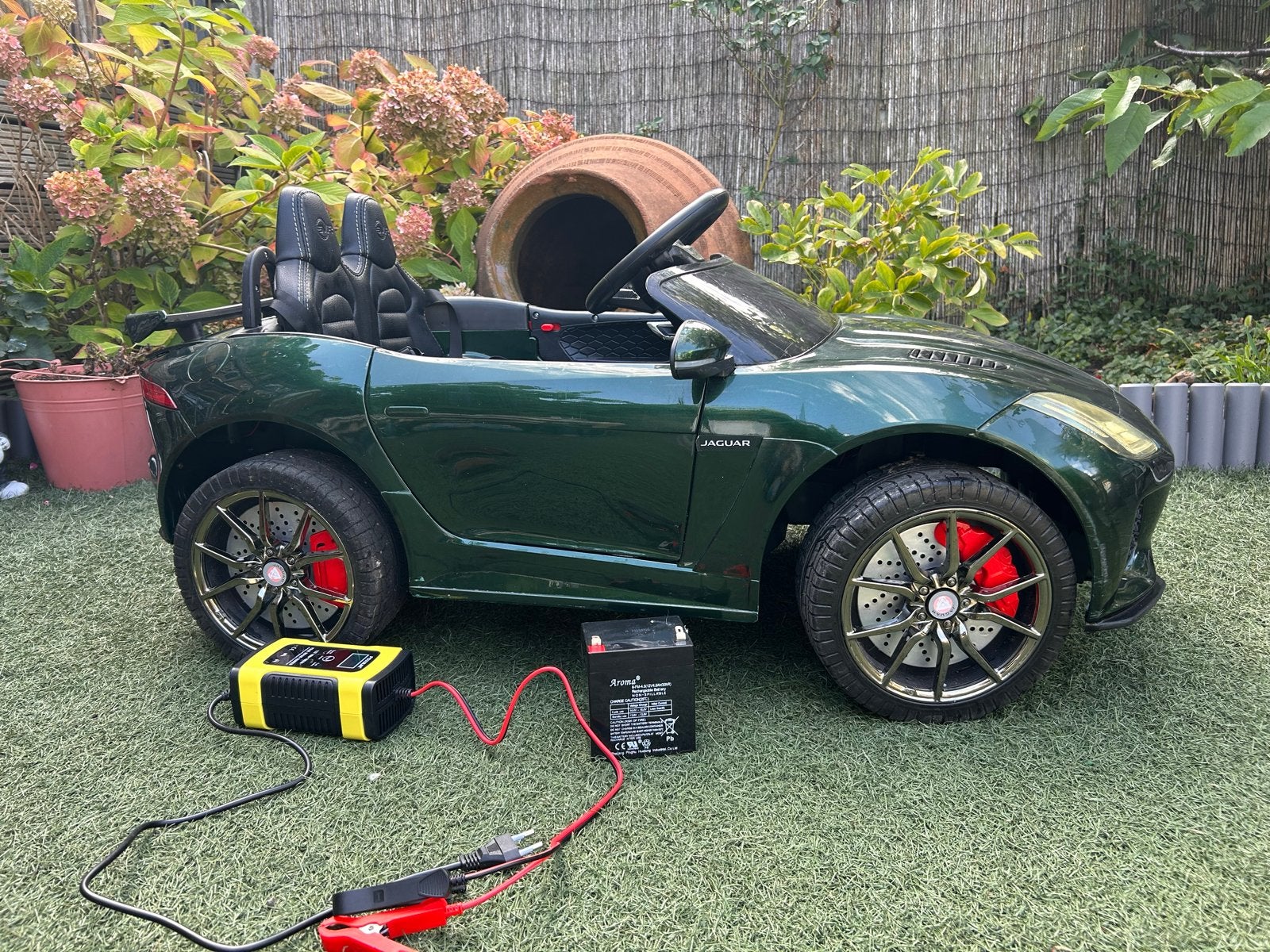 Jaguar F-Type elektrische kinderauto, Ophalen, Gebruikt