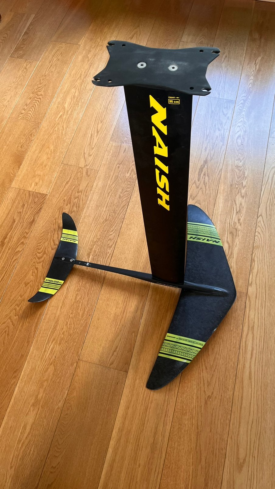Naish Wingfoil 1150 cm2 S27 mast 95 cm fuse 64 cm, Watersport en Boten, Ophalen of Verzenden, Zo goed als nieuw, Wingsurf-hydrofoil