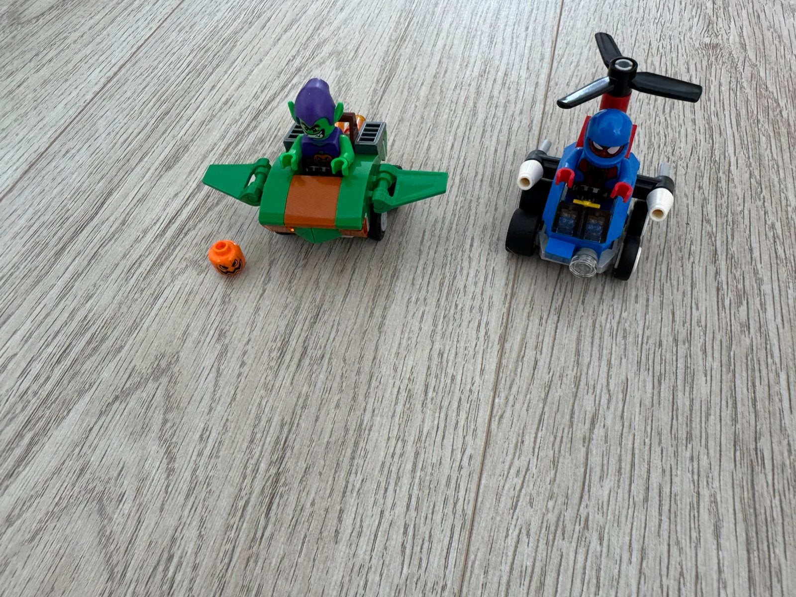 Lego marvel, spiderman vs green goblin, Inclusief minifiguren, Marvel, Lego, Ophalen of Verzenden