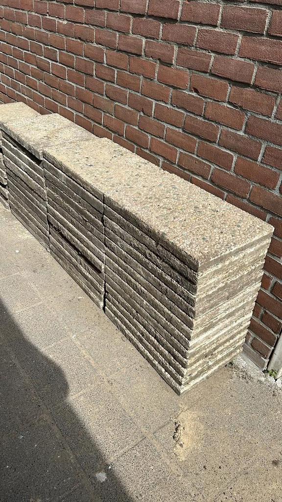 100 grindtegels gratis af te halen, Ophalen, Gebruikt, 10 m² of meer, Grind