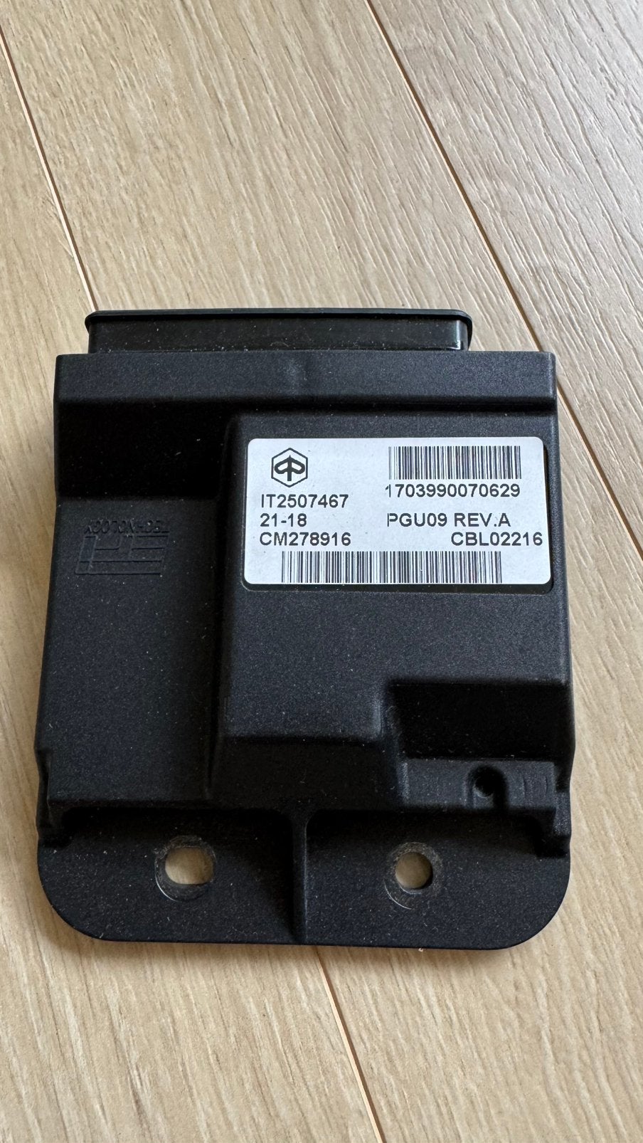Piaggio ECU E4, Fietsen en Brommers, Brommeronderdelen | Scooters, Ophalen of Verzenden, Zo goed als nieuw, Overige typen, Piaggio