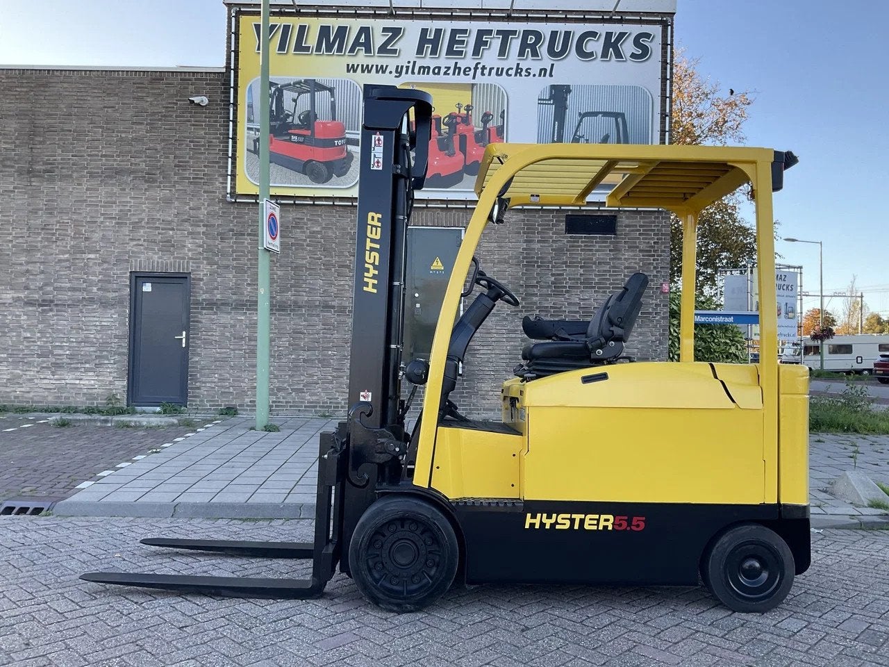 Hyster E5.5XN 5500KG 4METER HEFTRUCK (bj 2015), Heftruck, Hyster, Marconistraat 2
3133KL  Vlaardingen, NL, Yilmaz Heftrucks