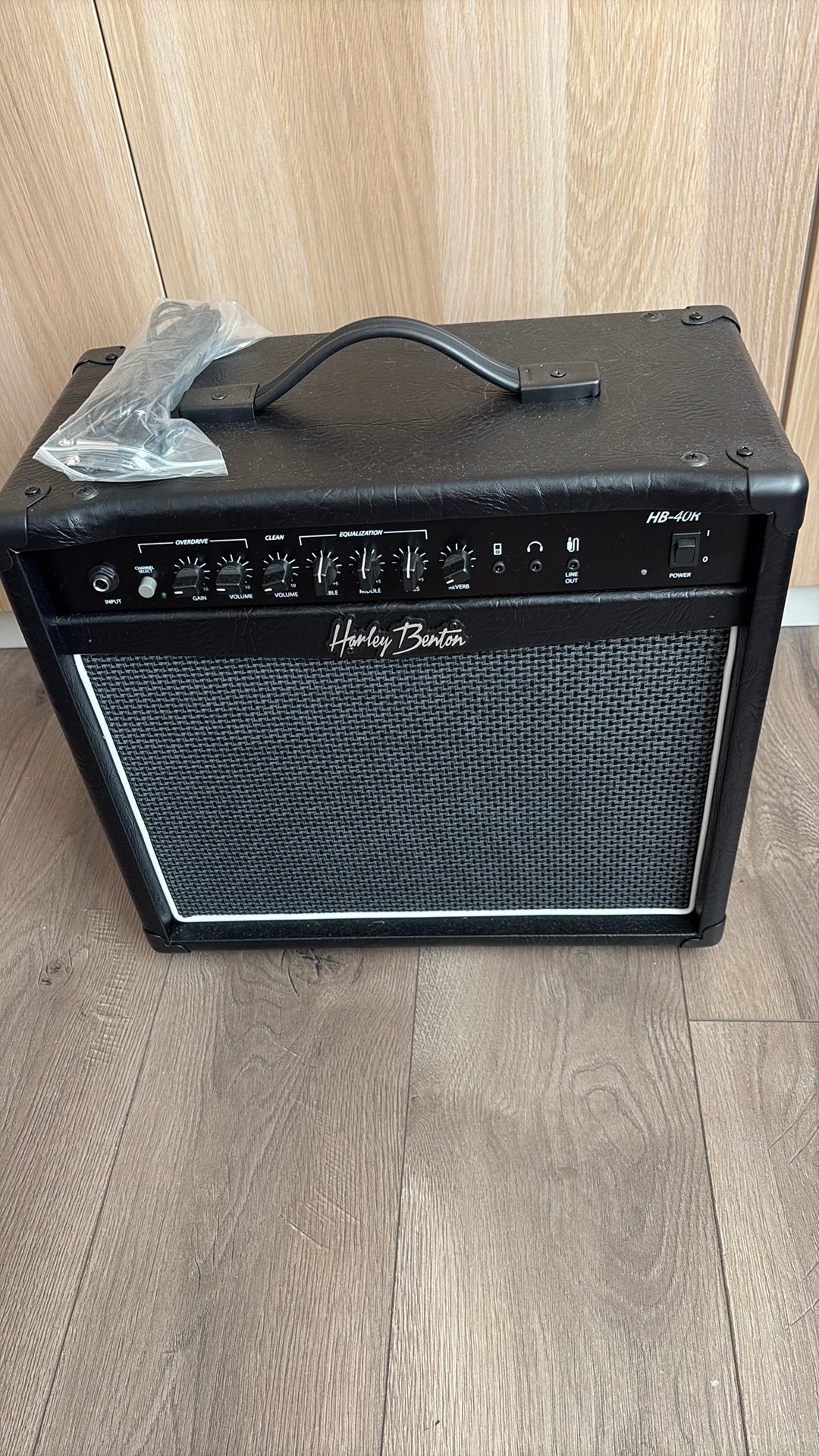 Harley Benton HB-40R gitaar versterker, Ophalen, Zo goed als nieuw, Minder dan 50 watt