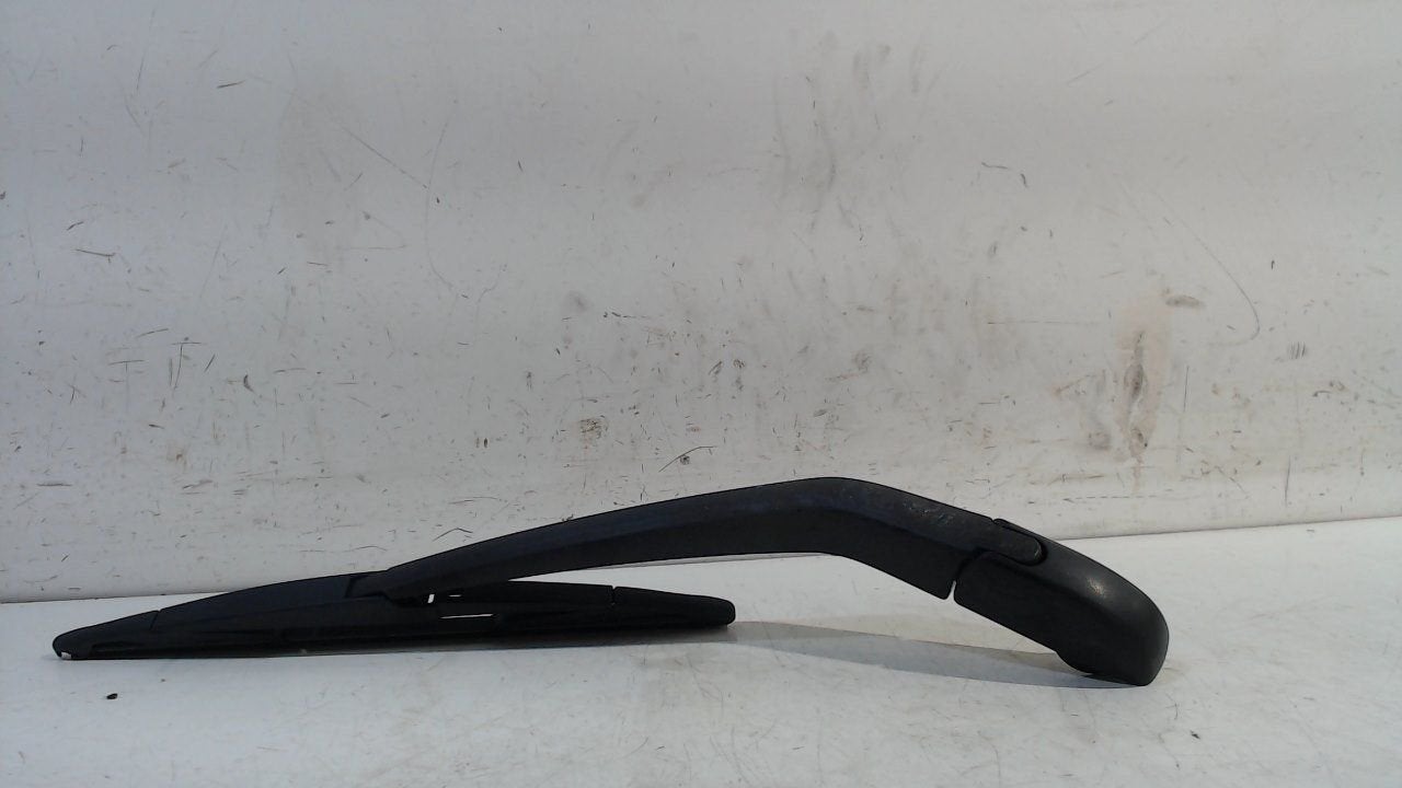 Ruitenwisserarm achterruit Toyota Yaris, Auto-onderdelen, Onderdelen@venauto.nl, Van der Ven Autorecycling B.V., Gebruikt, Ettenseweg 76, 4706 PB Roosendaal, The Netherlands