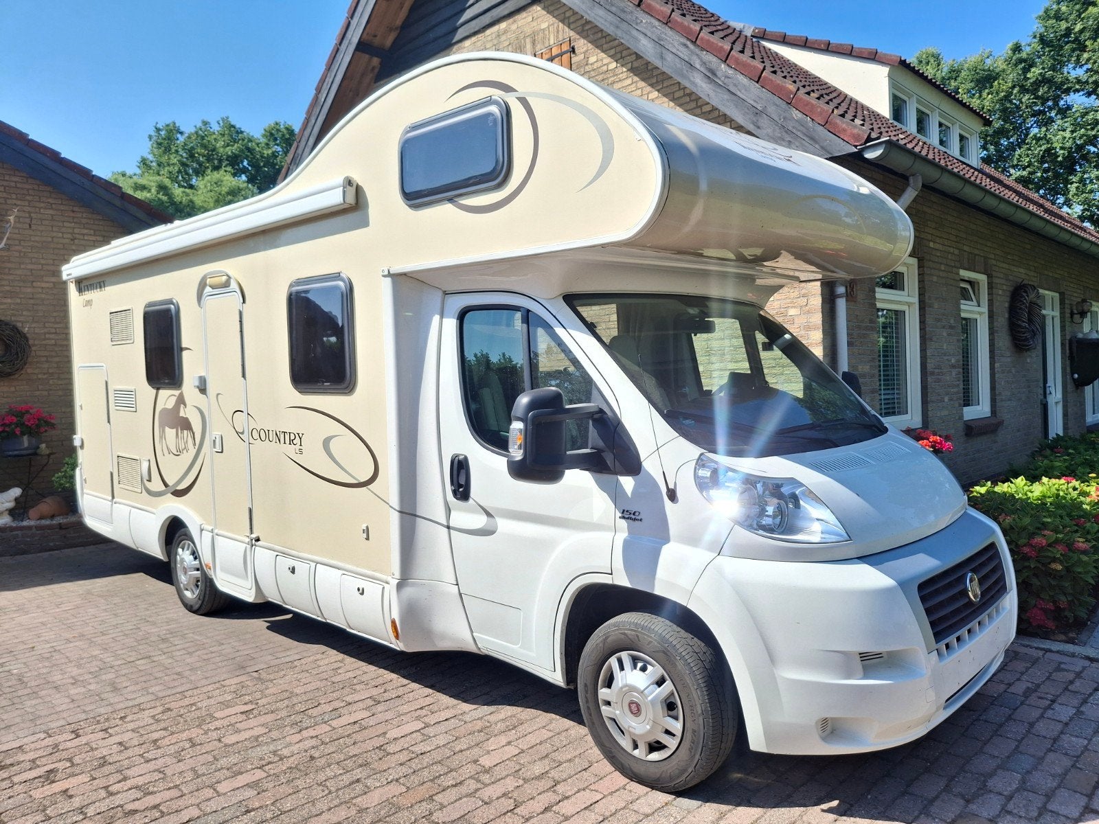 prachtige in nieuwstaat 6 persoons Fiat ducato alkoof camper, Alkoof, Ringverwarming, Fiat, 6 tot 7 meter