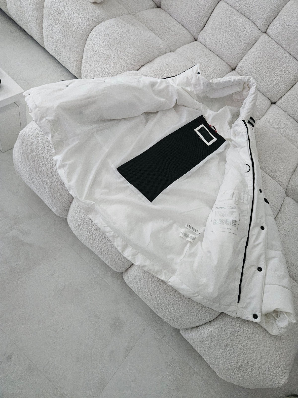 Michael Kors Witte Puffer Jas - Maat M, Michael Kors, Wit, Zo goed als nieuw, Ophalen