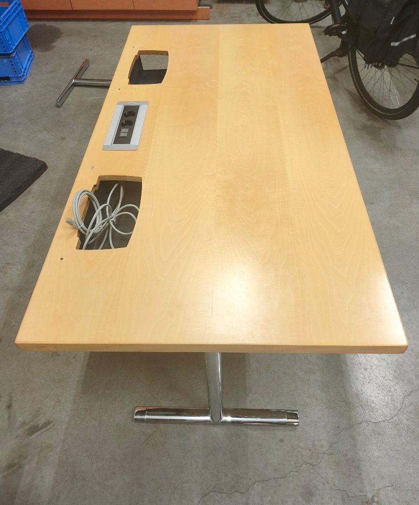 Bureautafel kantoortafel directietafel  computertafel, Ophalen, Kabelgoot, Gebruikt, 150 cm