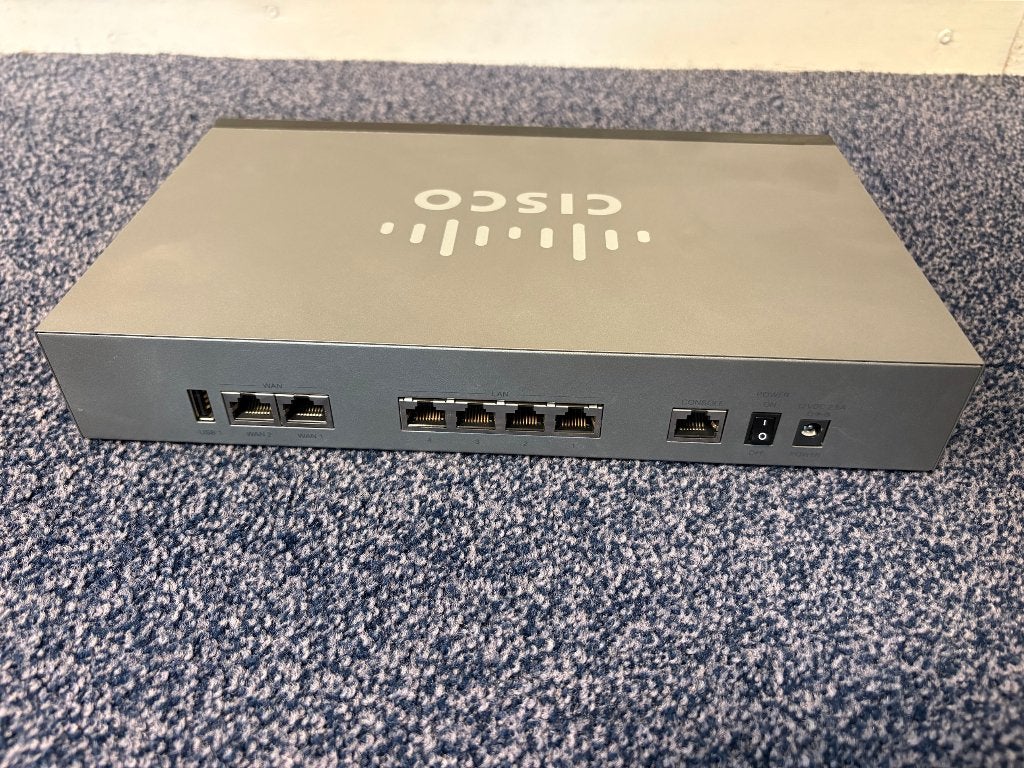 Cisco RV340 Dual WAN Gigabit VPN Router, Ophalen of Verzenden, Gebruikt, Router, Cisco