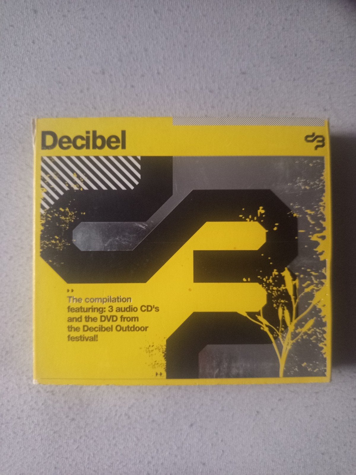 Decibel 2003 cd + dvd, Verzenden, Gebruikt