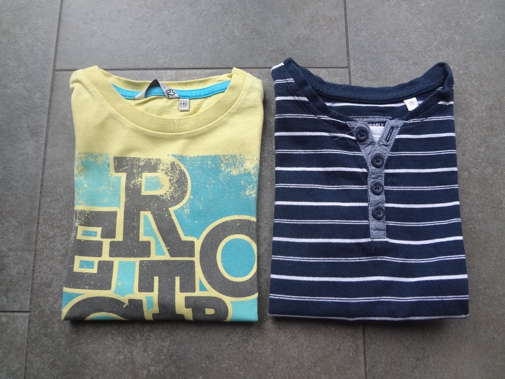 2x longsleeve (C&A + WE) - maat 110, C&A, Ophalen of Verzenden, Zo goed als nieuw, Shirt of Longsleeve