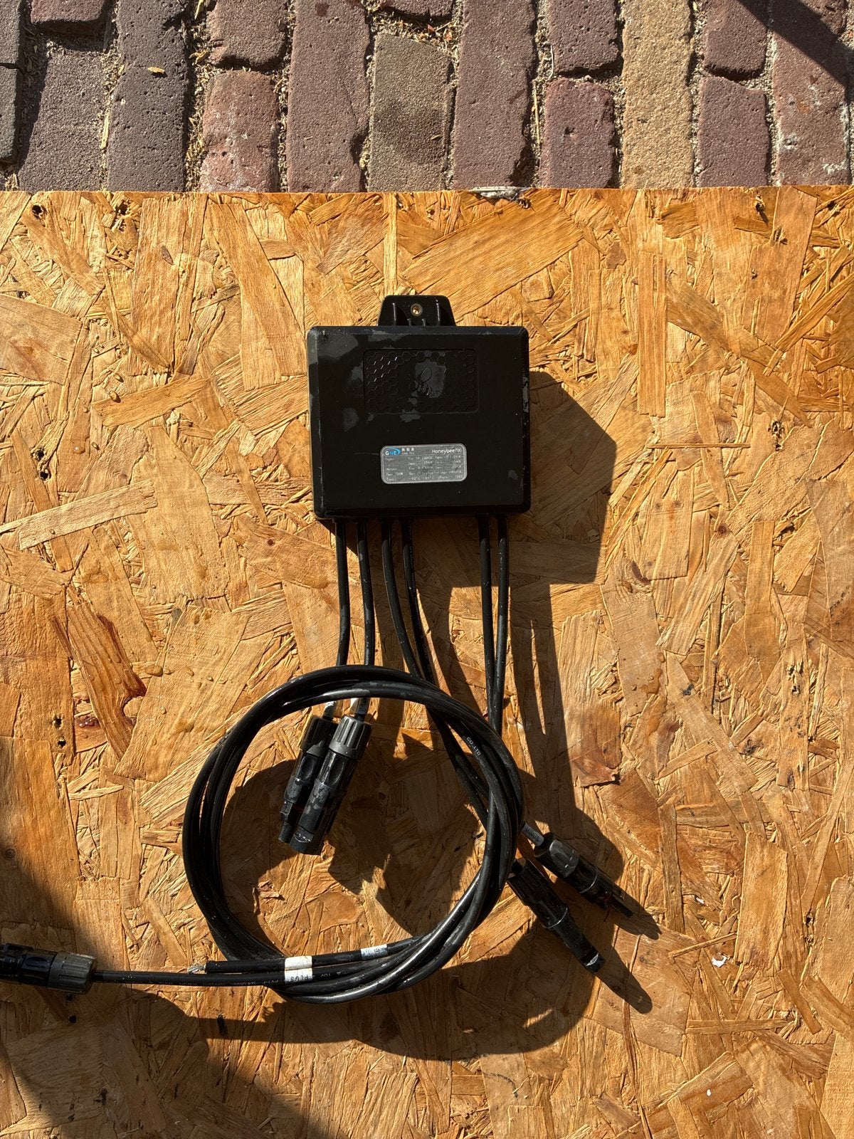 Gne Honeybee optimizer 700w tbv zonnepanelen, Ophalen of Verzenden, Gebruikt, Overige typen