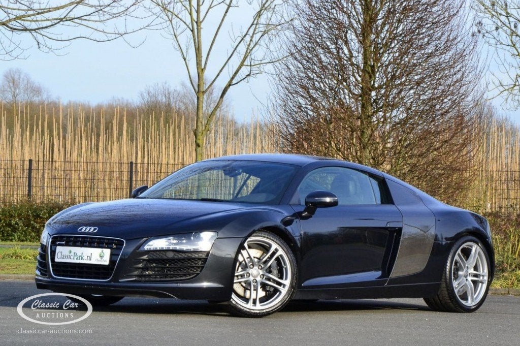 Audi R8 4.2 V8 FSI R-Tronic Pro+  - ONLINE AUCTION, Automaat, Gebruikt, 8 cilinders, Zwart