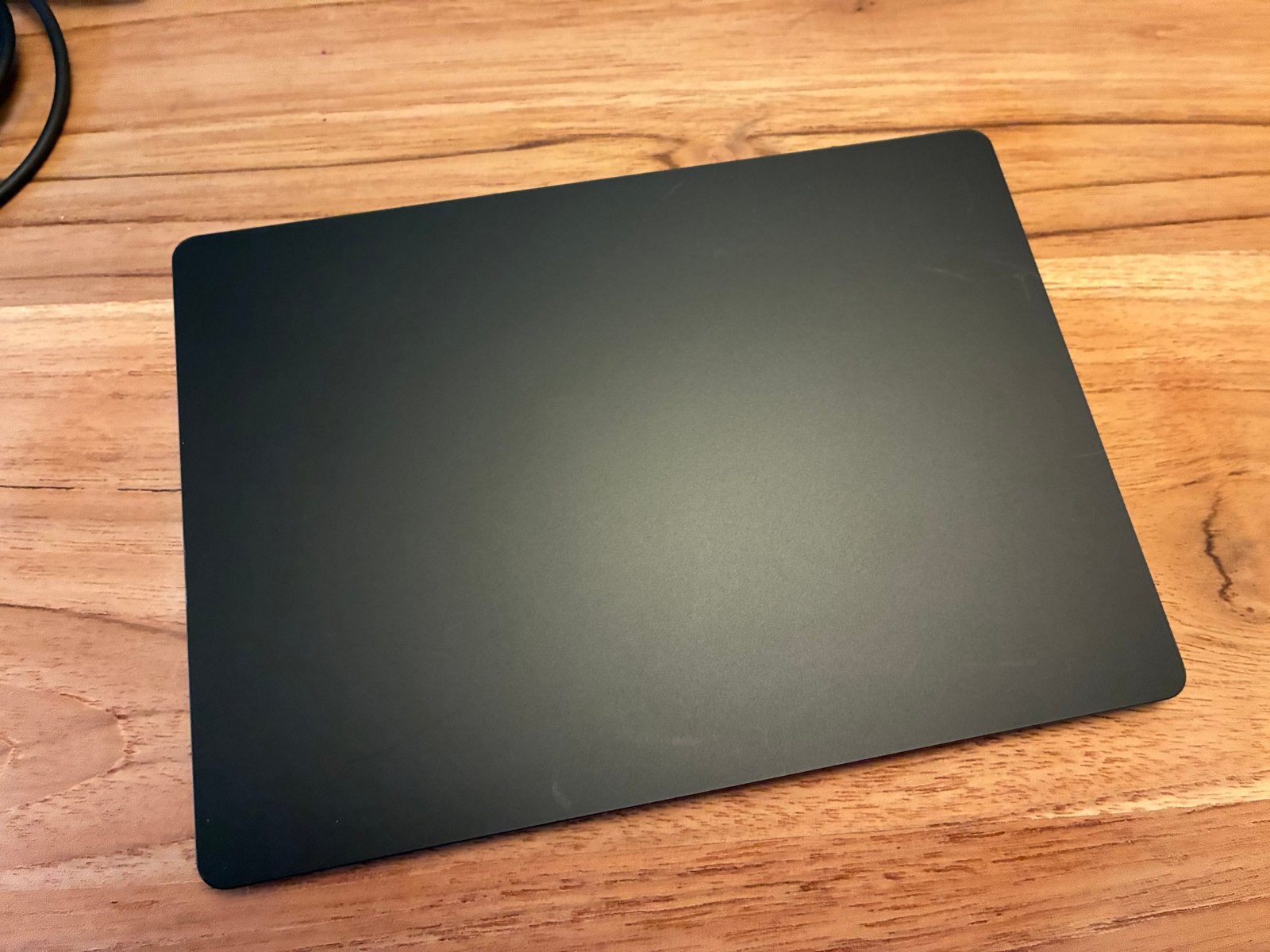 Apple Magic Trackpad 2 A1535 Spacegrijs met Lightning kabel, Computers en Software, Muizen, Ophalen, Zo goed als nieuw, Draadloos