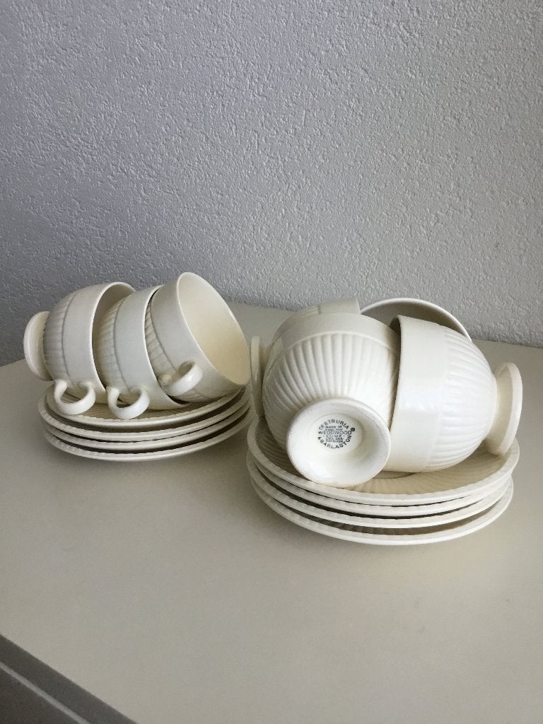 4 Wedgwood Edme theekop en schotels plus restanten, Ophalen of Verzenden, Zo goed als nieuw, Kop(pen) en/of Schotel(s), Wedgwood
