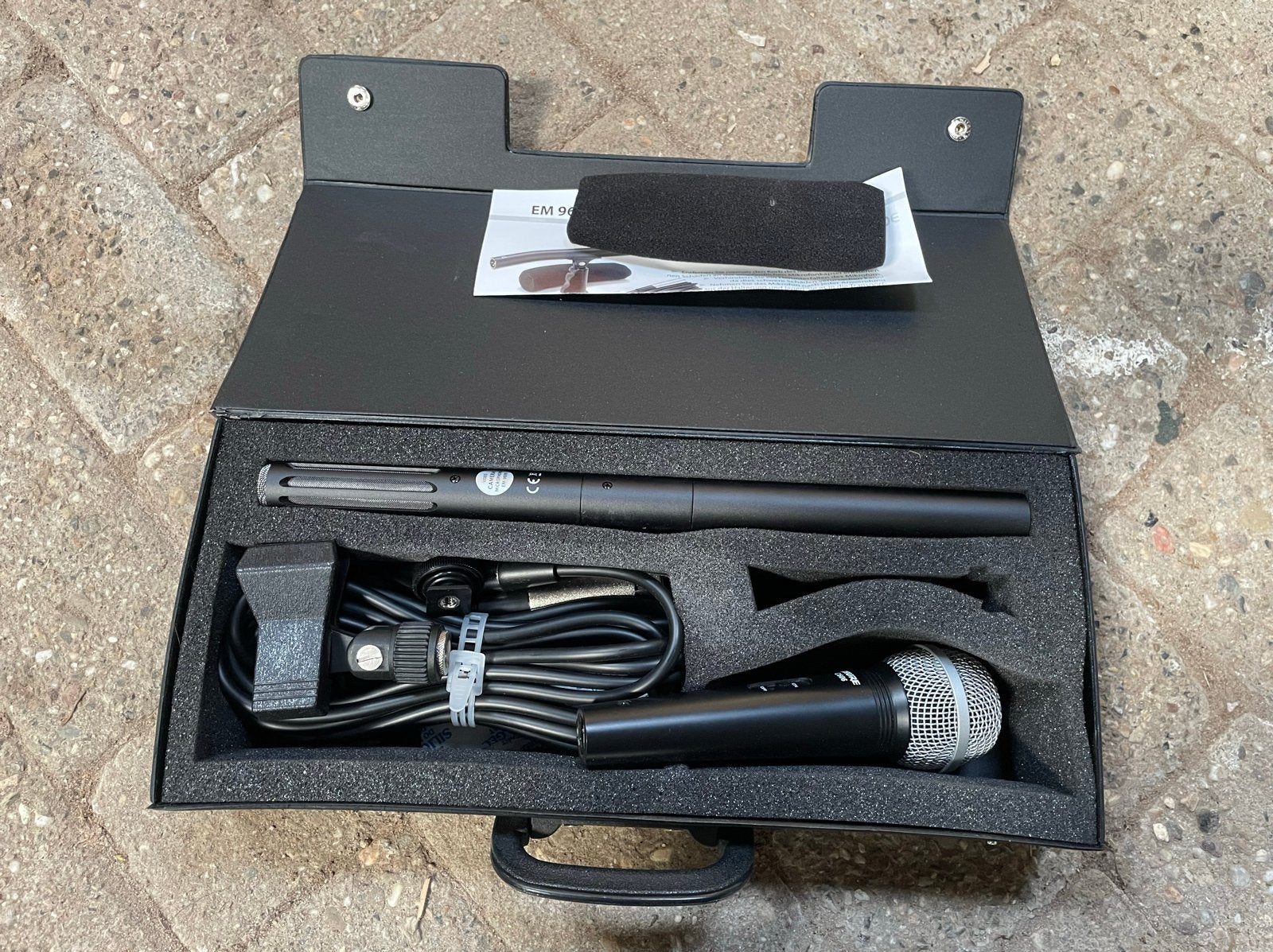 The t.bone EM 9600 Super Cardioïde Richtmicrofoon, Muziek en Instrumenten, Microfoons, Ophalen of Verzenden, Zo goed als nieuw