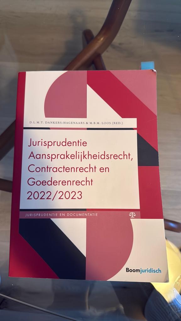 Jurisprudentje aansprakelijkheid, contracten, goederenrecht, Ophalen of Verzenden, Zo goed als nieuw