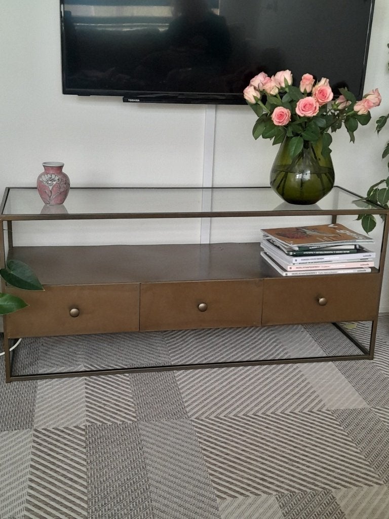 Mooi metalen tv meubel,koopje, Ophalen of Verzenden, Zo goed als nieuw, 25 tot 50 cm, Minder dan 100 cm