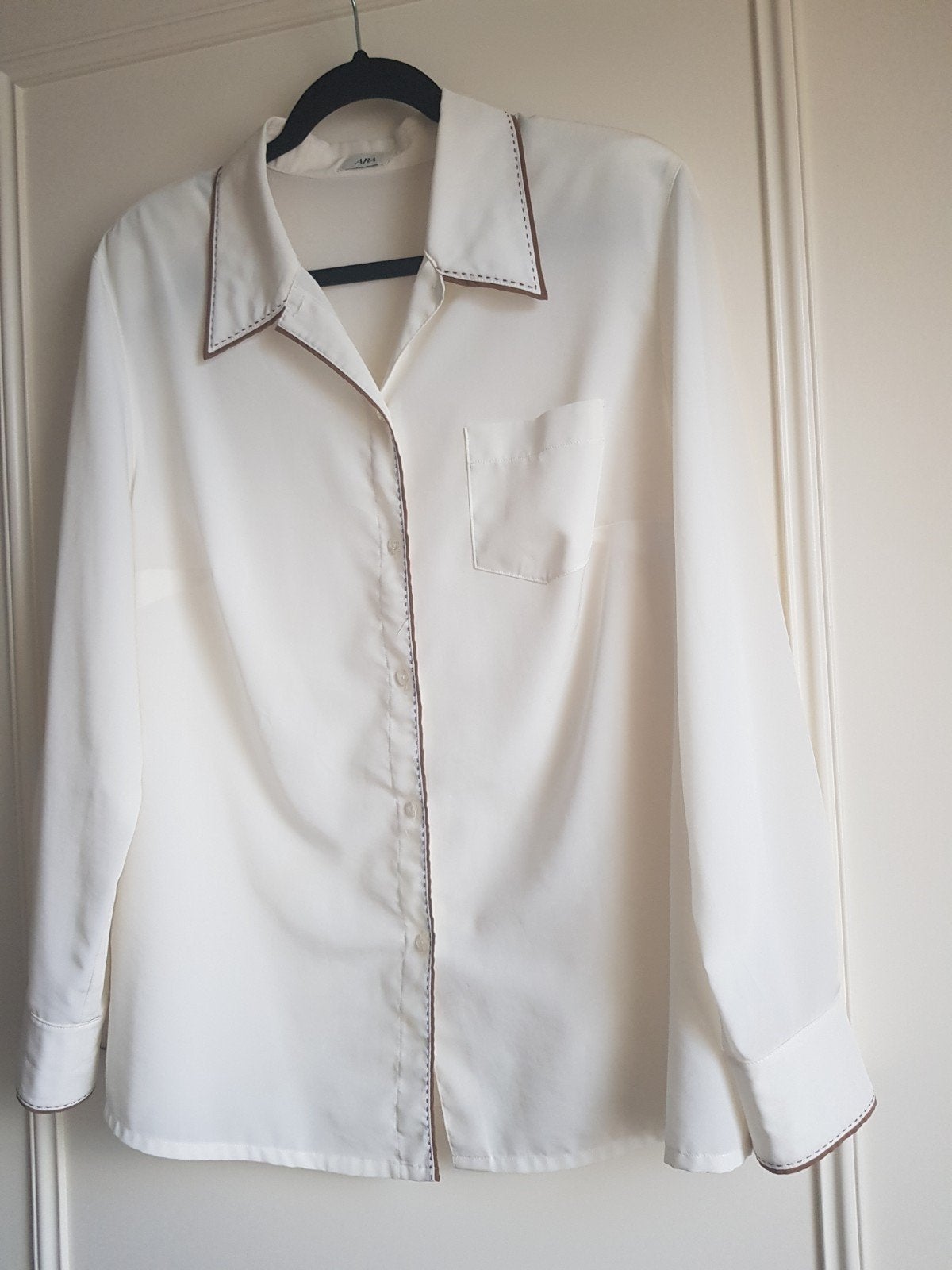 Cremekleurige Blouse met mooie Details, ARA, Ophalen of Verzenden, Maat 46/48 (XL) of groter