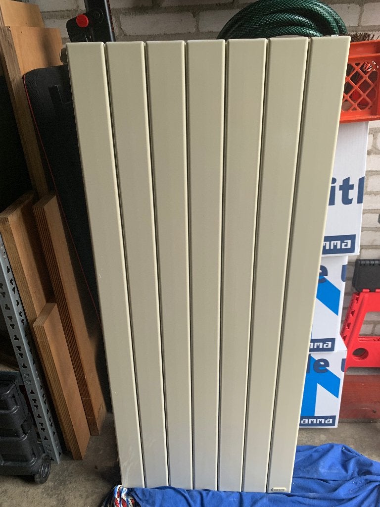 Verwarmingsradiator Vasco, Doe-het-zelf en Verbouw, Verwarming en Radiatoren, Ophalen, Gebruikt, Radiator, Minder dan 60 cm