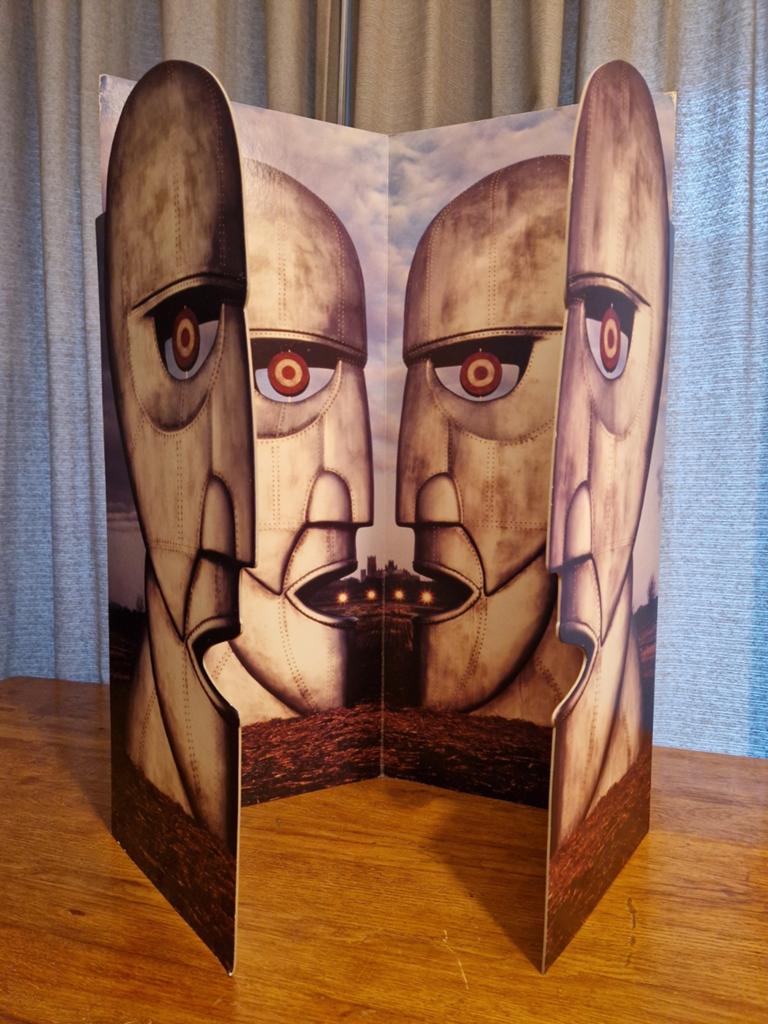 Pink Floyd Division Bell display, 50 X 35 X 70 cm, Gebruikt, Pink Floyd, Ophalen of Verzenden, Pink Floyd