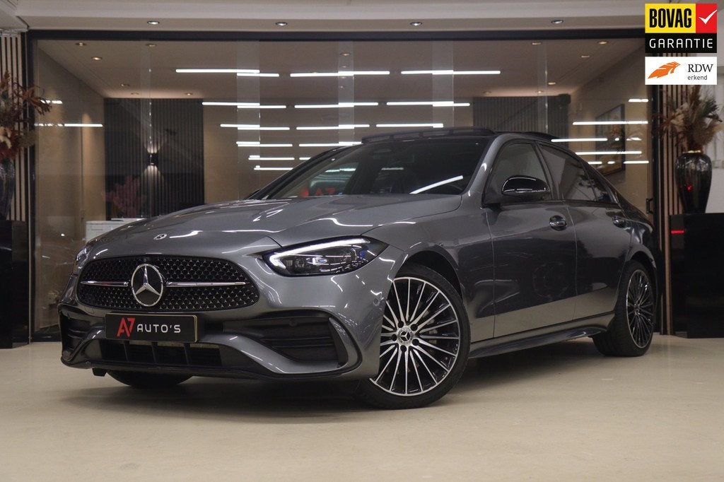 Mercedes-Benz C-klasse 300 E AMG Line NAP/PANO/HUD/CARPLAY/S, Automaat, Euro 6, 4 cilinders, 167 km/l