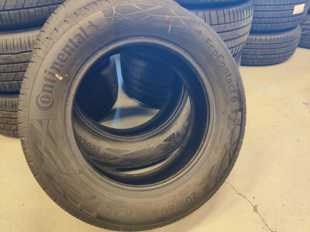4x 205/60R16 Demo Continental Zomerbanden, 16 inch, 3844Bp, Info@continental.nl, Band(en)