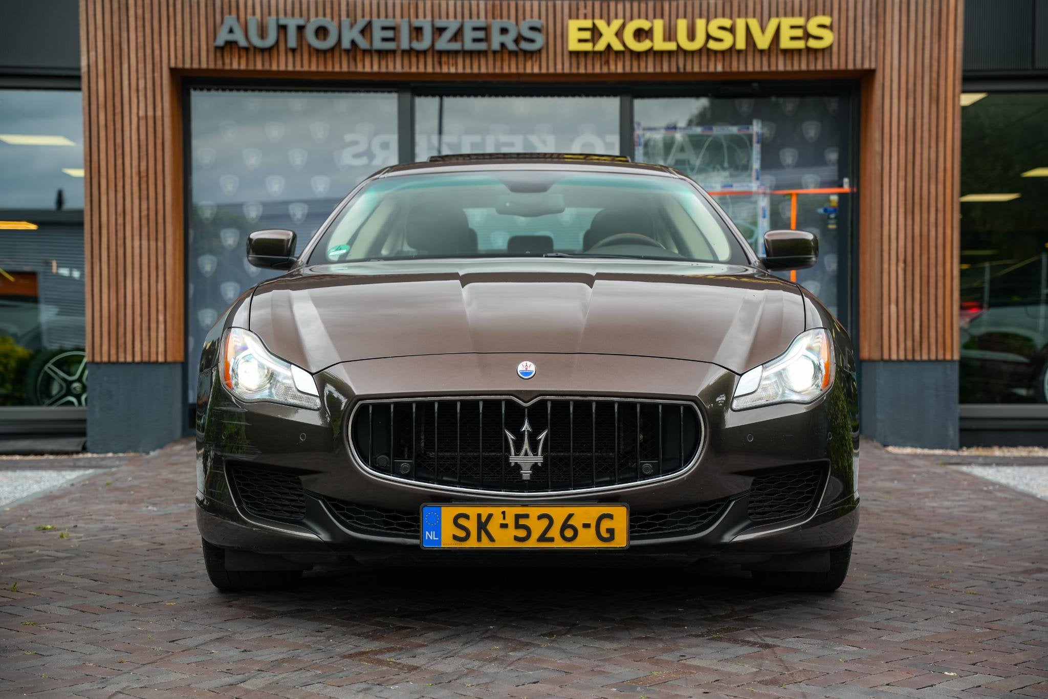 Maserati Quattroporte 3.0 S Q4 Achteruitrijcamera DAB+ Stoel, Auto's, Maserati, Euro 5, Gebruikt, Bruin, 120 €/maand