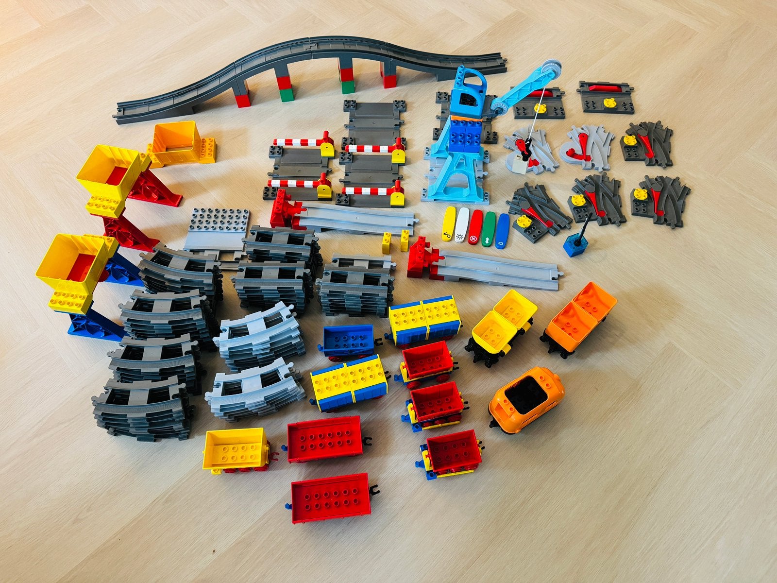 Enorme Lego Duplo trein en treinbaan -spoorbaan complete set, Kinderen en Baby's, Speelgoed | Duplo en Lego, Ophalen, Overige thema's