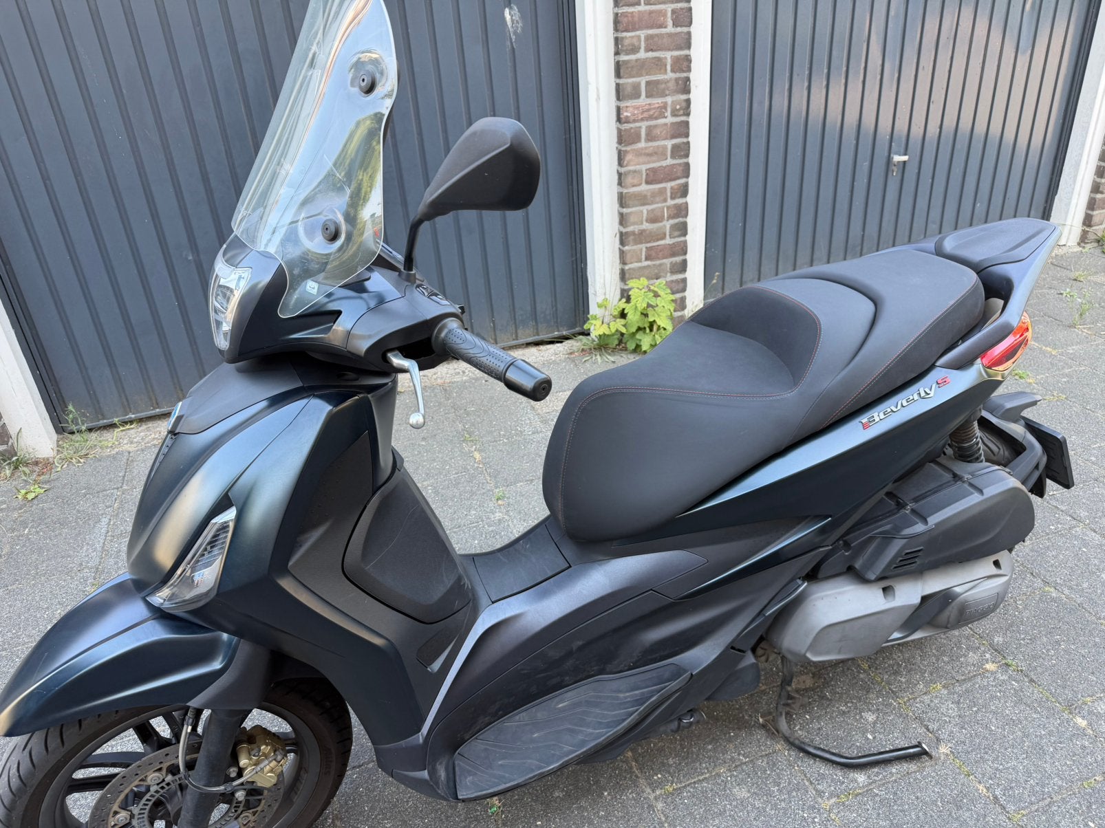 PIAGGIO BEVERLY 400 HPE, Motoren, Particulier, Scooter