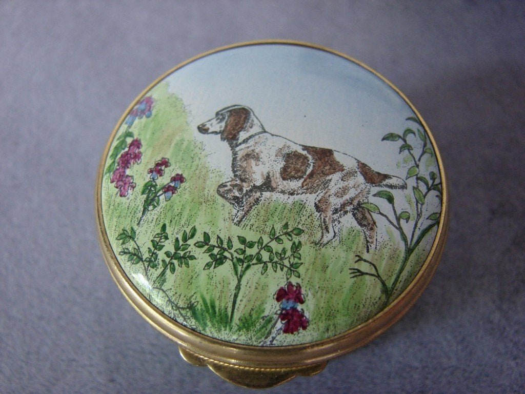 Prachtig Wedgwood pillendoosje met jachtscene, Verzamelen, Ophalen of Verzenden, Zo goed als nieuw