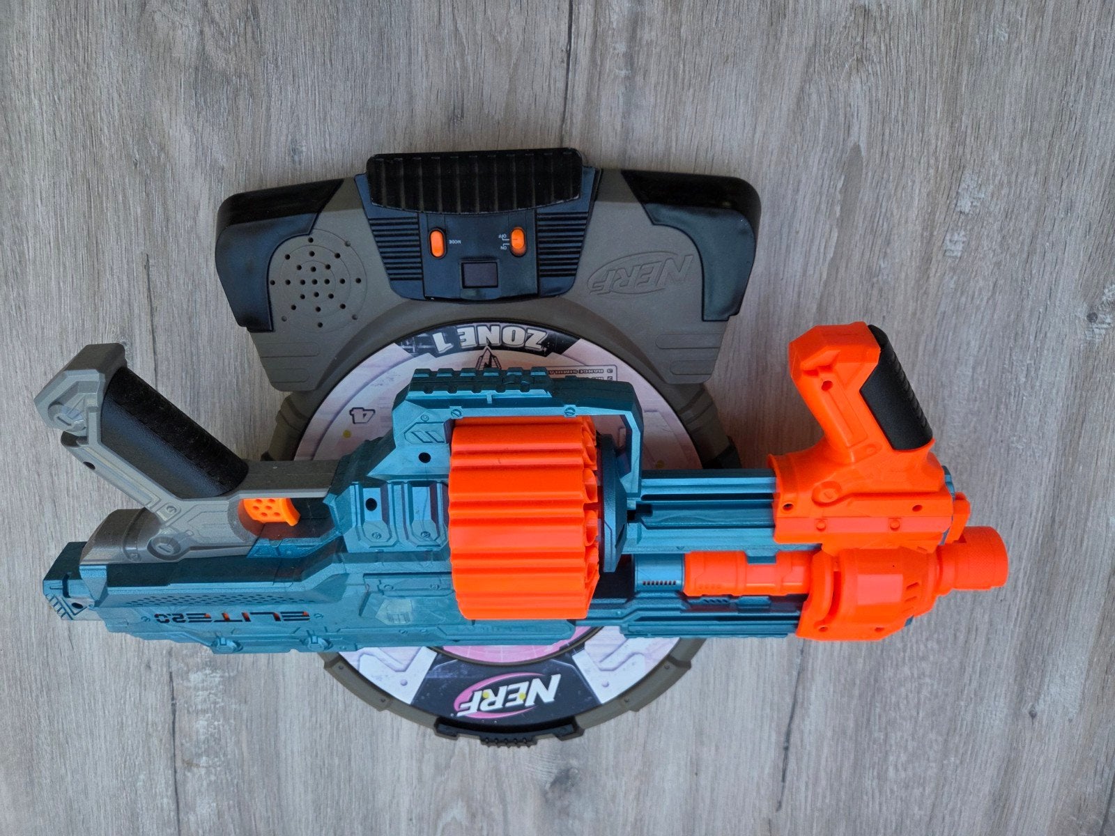 Nerf Elite 2.0 Blaster met doelwit, Ophalen of Verzenden, Zo goed als nieuw, Jongen of Meisje