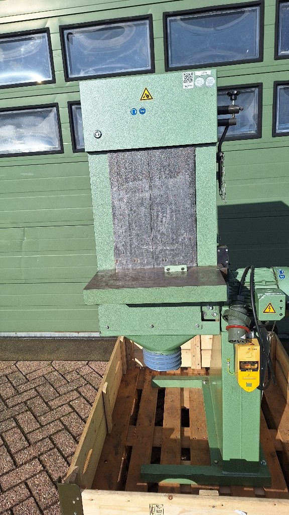 Verticale bandschuurmachine, Rema, BS300 380V, Ophalen, Gebruikt, Bandschuurmachine, Industriepark 2a 9351PA Leek