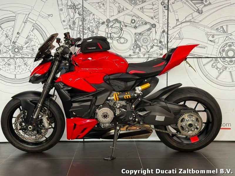Ducati STREETFIGHTER V2 (bj 2023), Motoren, Meer dan 35 kW, 955 cc, Naked bike, Gebruikt