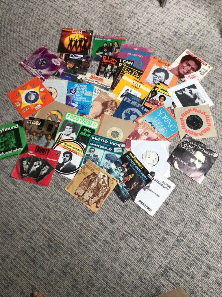 Singles  (jaren 60,70,80,90)  130 stuks, Ophalen of Verzenden, Gebruikt, Pop